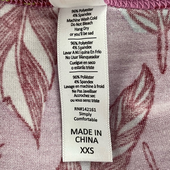 Lularoe Irma Feather Print Scoop Neck Hi-Lo Hem Short Sleeve TShirt Size XXSmall - Picture 5 of 6